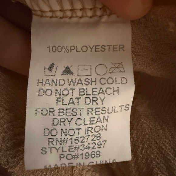 Women's Tan Textured Top - Picture 3 of 5